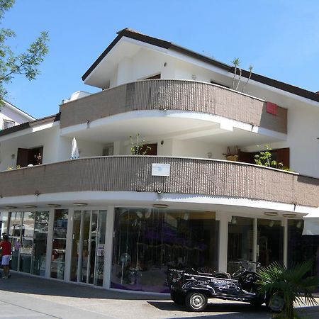 Condominio Maria Lignano Sabbiadoro Exterior photo